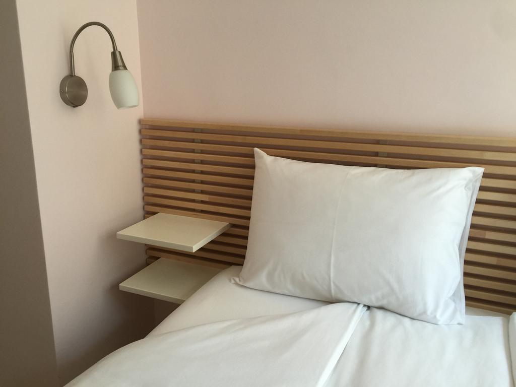 Mala Planina Guest House Iskrets Esterno foto