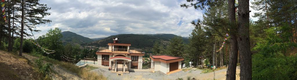 Mala Planina Guest House Iskrets Esterno foto