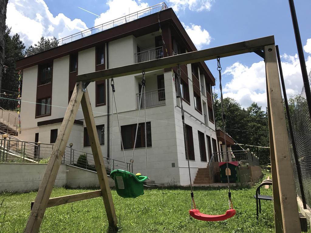 Mala Planina Guest House Iskrets Esterno foto