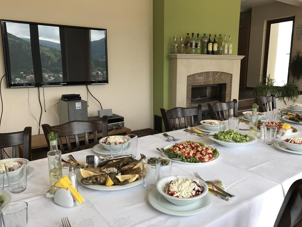 Mala Planina Guest House Iskrets Esterno foto